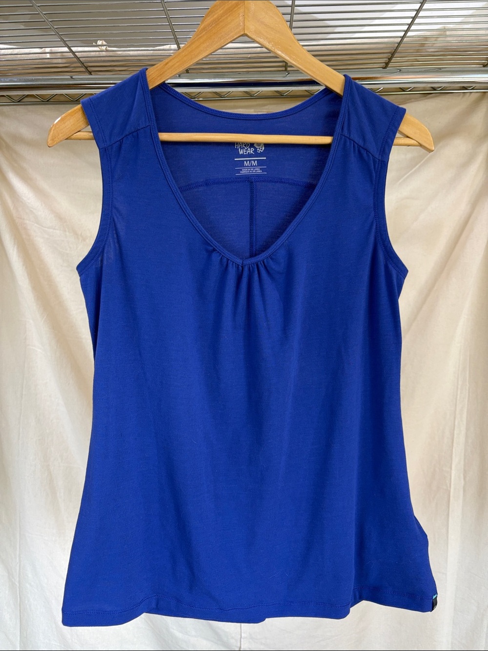 Mountain Hardwear Royal Blue V-Neck Sleeveless Tank - Women